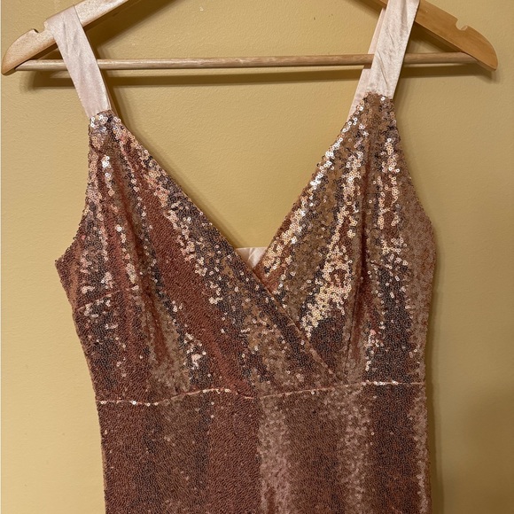 Francesca's Collections Dresses & Skirts - Rose gold sequins dress